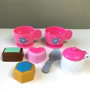 Fisher Price Sweet Manners Tea Set 7 Pieces Cups Sugar Bowl Shape Treats Spoon